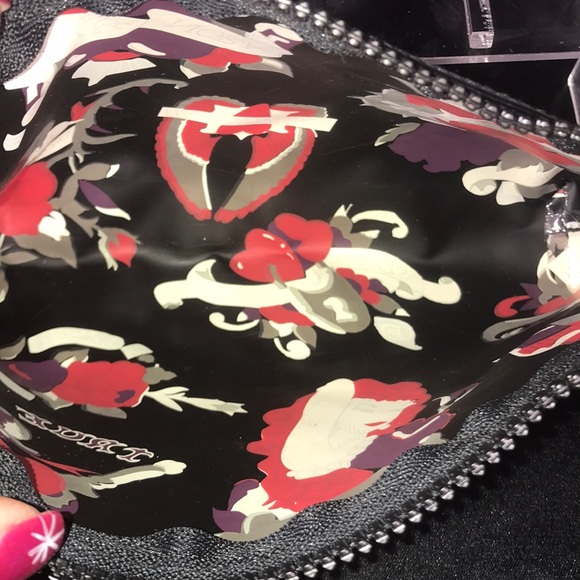 Nick & Nora tattoo wristlet ❤️ - Picture 4 of 4